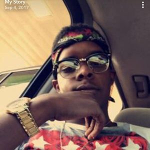 Meet your Posher, Henry